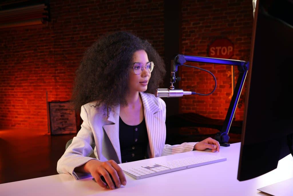 The Best Way To Position Your Condenser Mic for Streaming