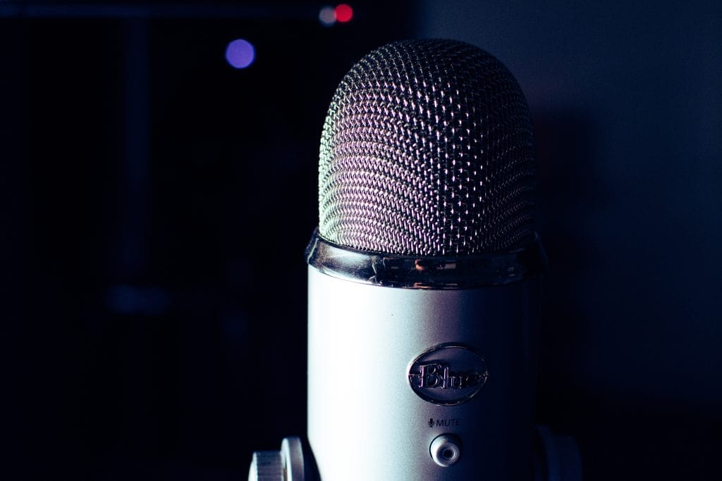 USB Microphones vs. XLR Microphones: Which is Best For You?