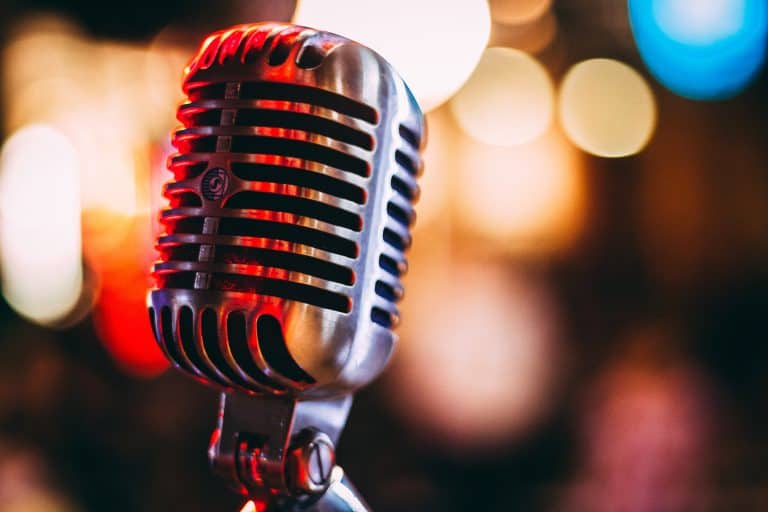 12 Famous Microphones in Broadcast History