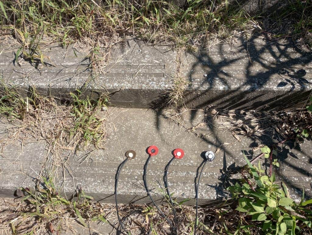 What is a Contact Microphone?