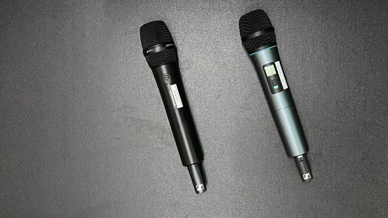 Digital vs Analog Microphone: Uses & Technologies