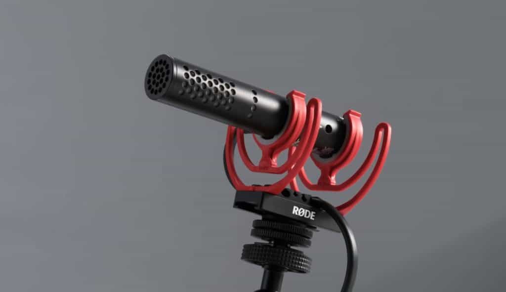 Digital vs Analog Microphone: Uses & Technologies