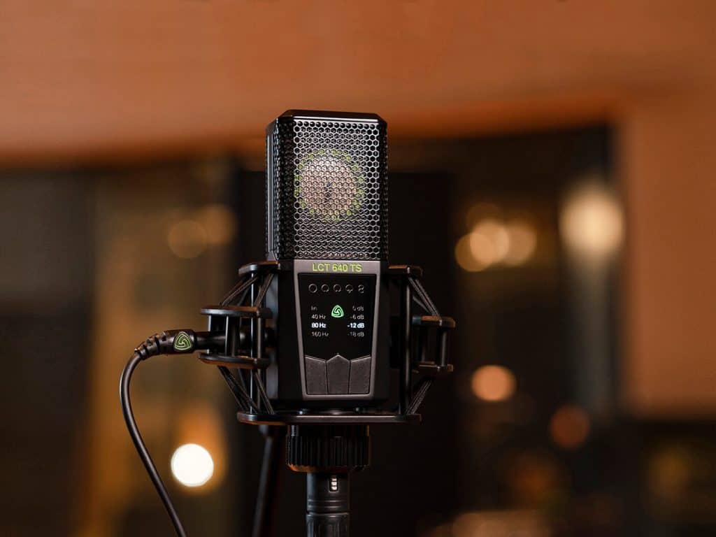 5 Technical Differences Between Dynamic and Condenser Microphones