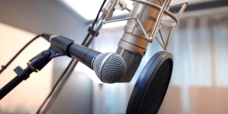 Maintenance and Care: Dynamic vs Condenser Microphones