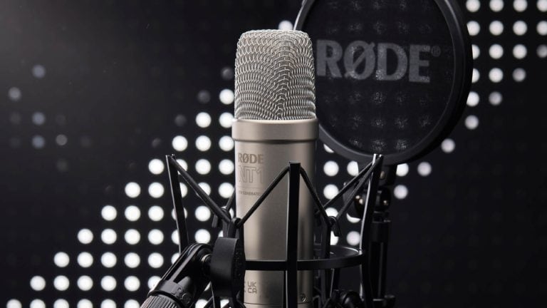 Popular Models of Dynamic and Condenser Mics