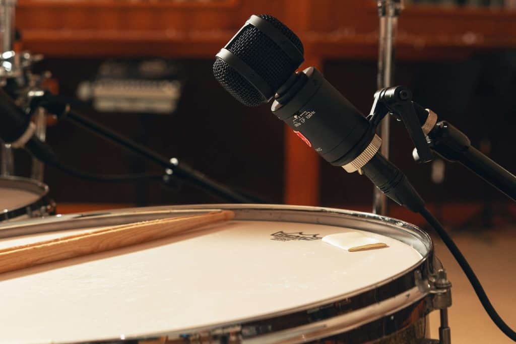 The Lauten Audio Tom Mic Took 3 Years to Make and is Now For Sale