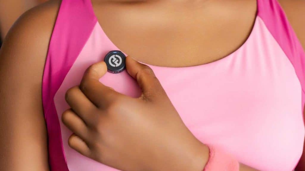 The Hollyland Lark M2 Button Mic is a Game-Changer for On-the-Go Content Creators