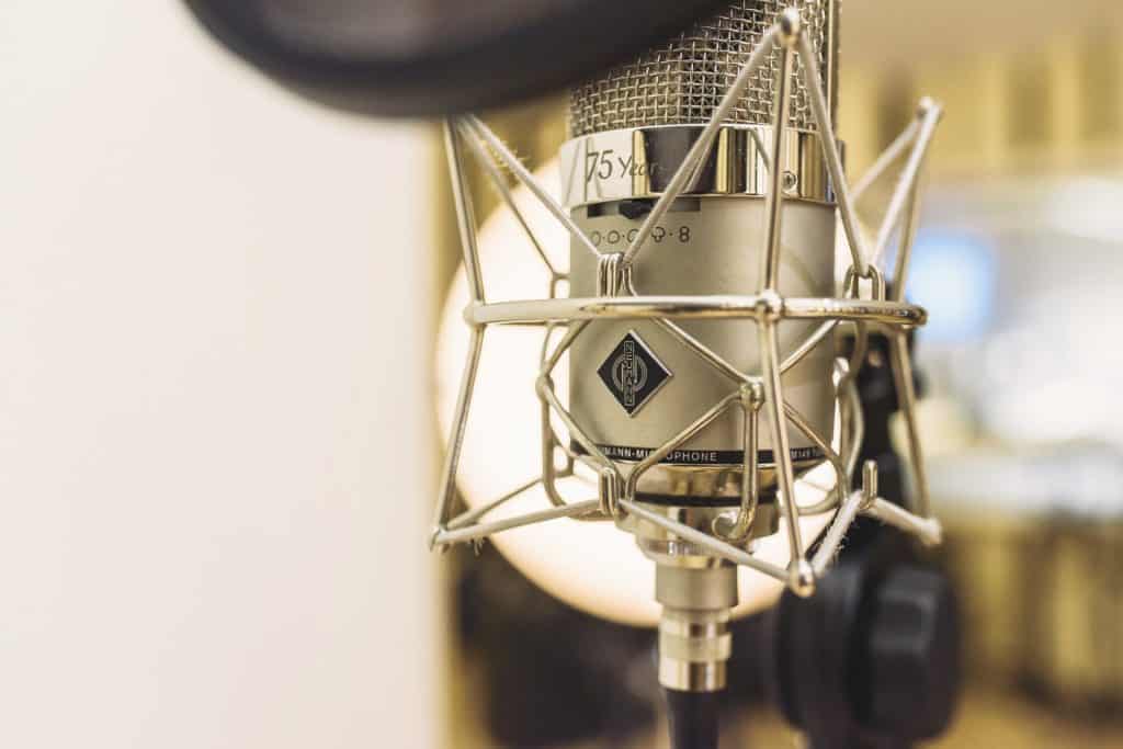 5 Benefits of Using Multi-Pattern Microphones