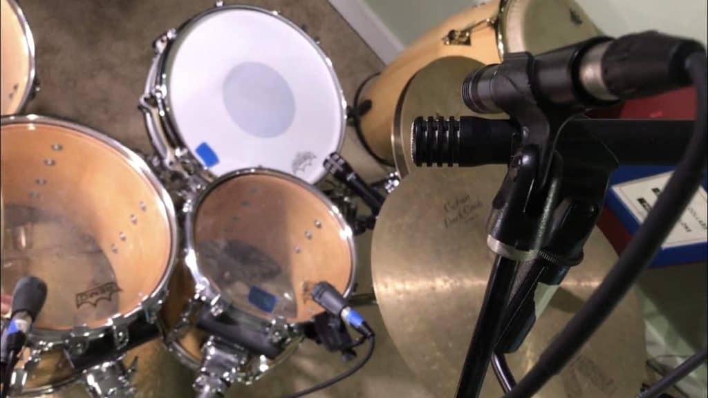 6 Positioning Tips When Miking a Drum Set