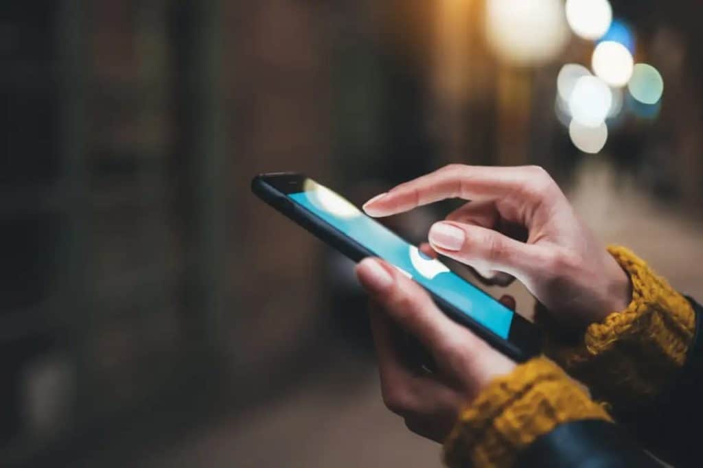 A Marketing Company Claims That Your Phone's Microphone Is Listening To You