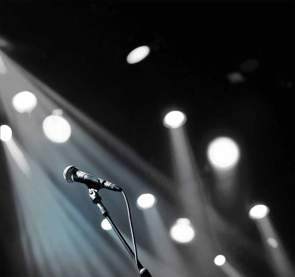 Your Guide to Microphone Frequency Response in Live Sound Settings