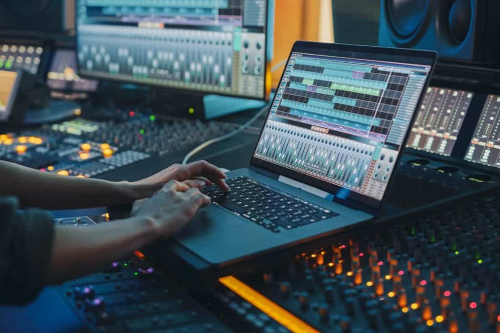 A Guide to Adjusting Microphone Frequency Response Post-Production