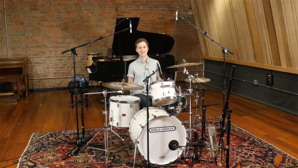 6 Positioning Tips When Miking a Drum Set