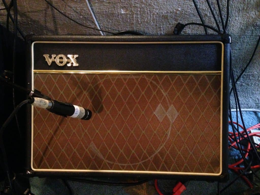 5 Guitar Amp Mic Placement Techniques