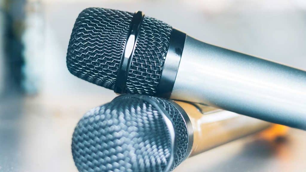 A Guide to Using Distance and Angle in Mic Placement
