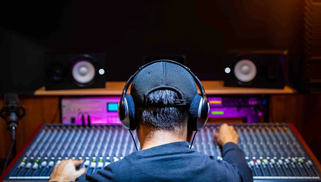 The Basics of Stereo Recording for Beginners