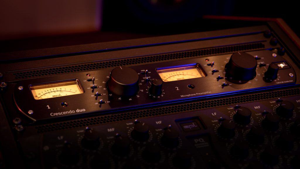 Understanding Preamp Gain and Headroom