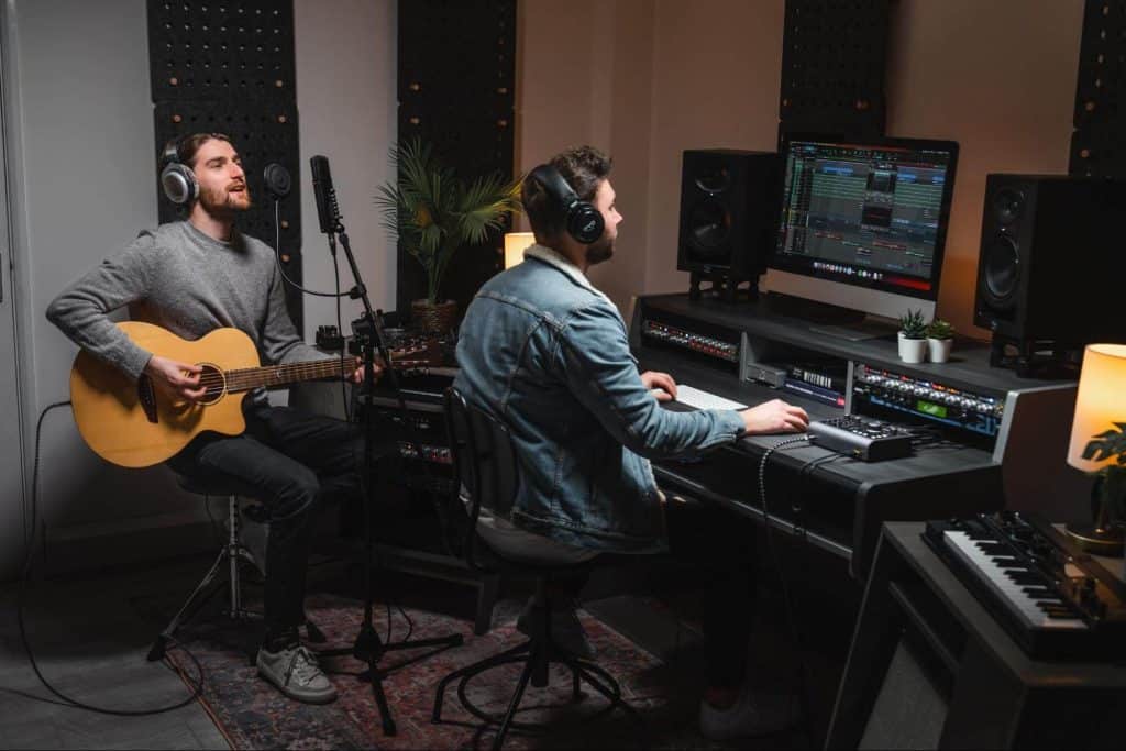 Understanding Preamp Gain and Headroom