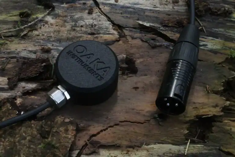 Understanding the Frequency Response of Contact Mics